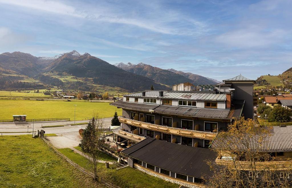 Hotel . Wirtshaus Tauernhex Piesendorf Eksteriør billede