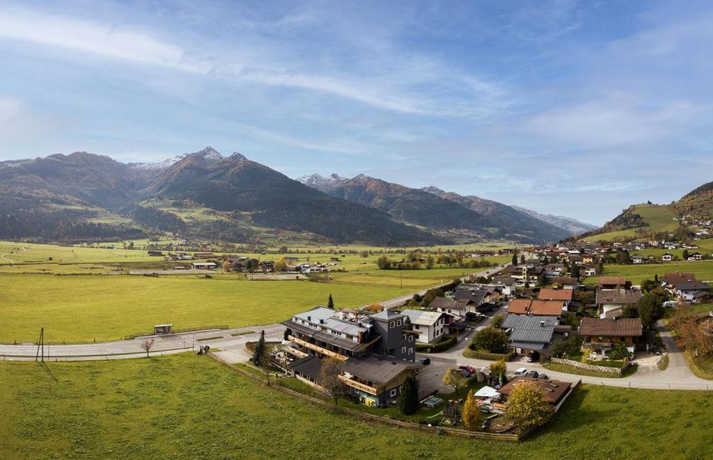 Hotel . Wirtshaus Tauernhex Piesendorf Eksteriør billede